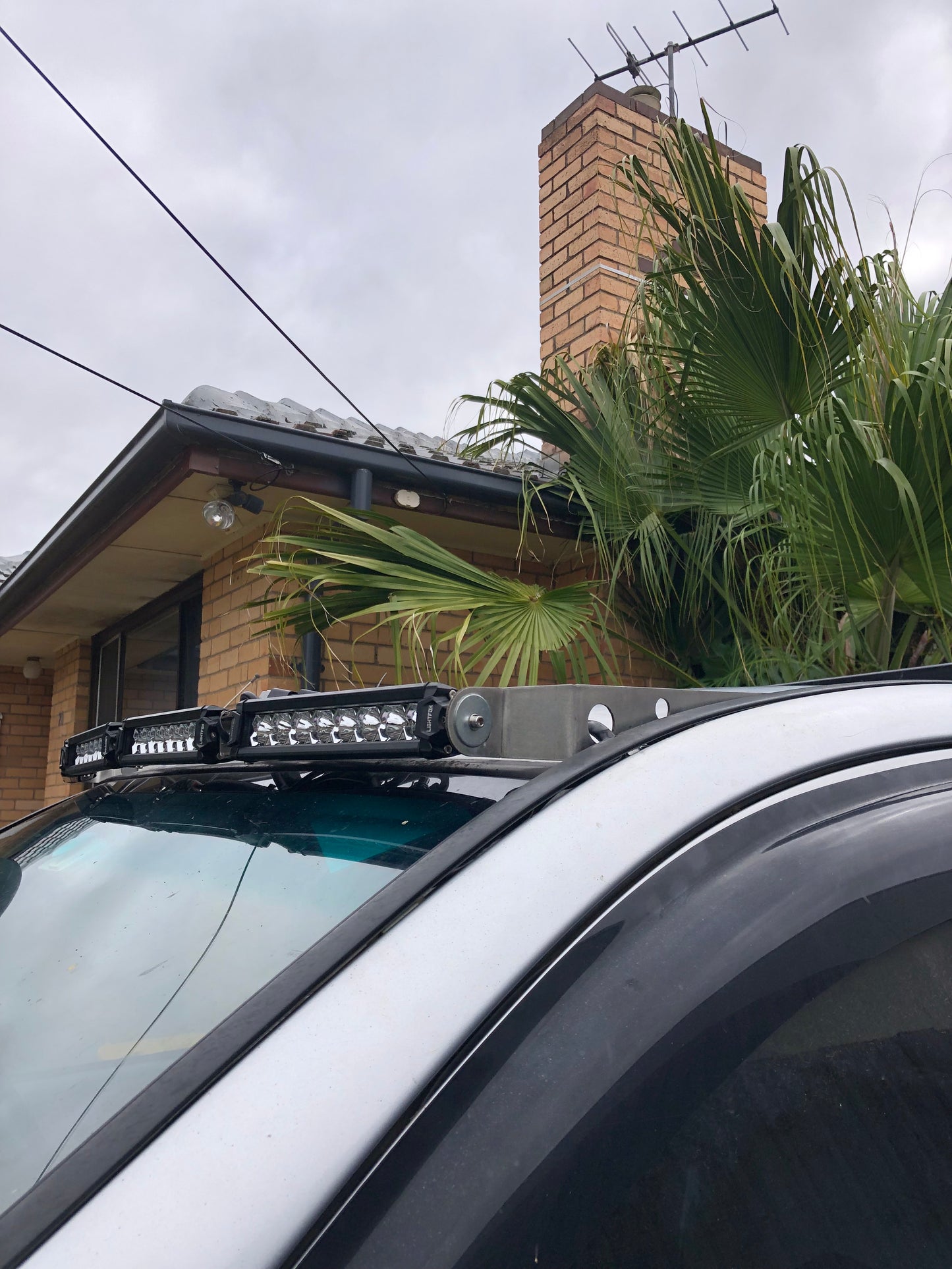 Light Bar Bracket - Low Profile - ML MN Triton / Challenger