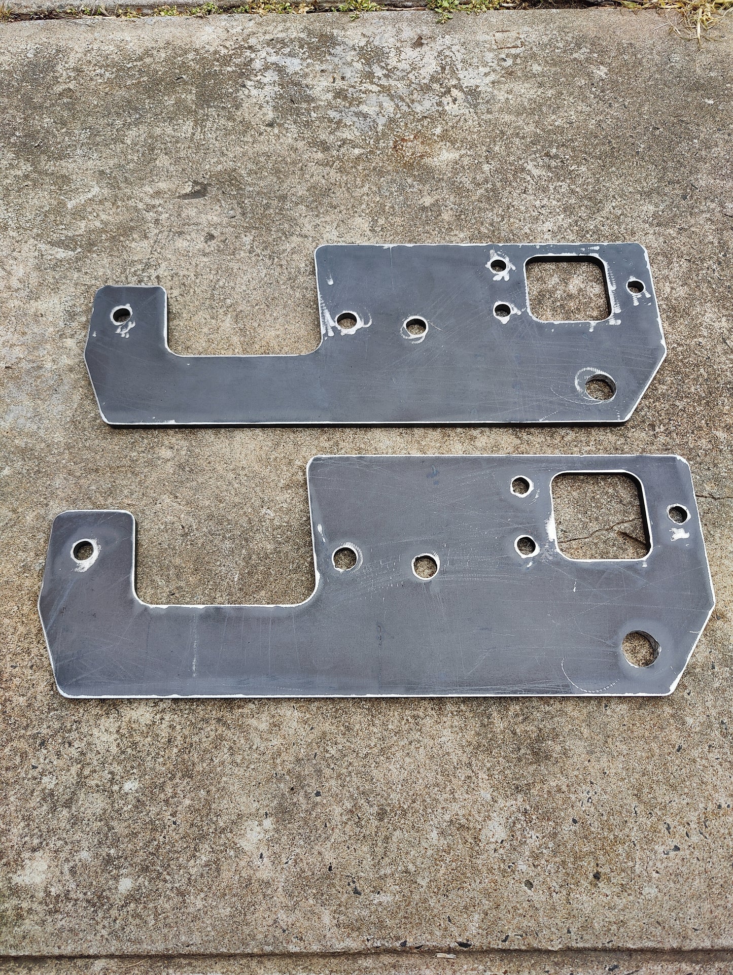 N70 Hilux Raised Tow Bar Brackets